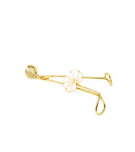 Load image into Gallery viewer, Wick Trimmer with Lotus Design