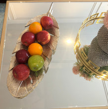 Load image into Gallery viewer, Silver Leaf Dish