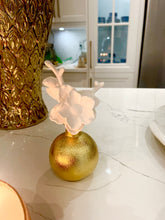 Load image into Gallery viewer, Matte Gold Diffuser  with Dimensional White Flower