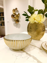 Load image into Gallery viewer, Gold Round Vase