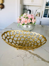 Load image into Gallery viewer, Gold Oval Looped Bread Basket