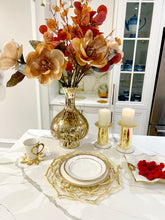 Load image into Gallery viewer, Gold Lattice Charger