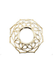 Load image into Gallery viewer, Gold Lattice Charger