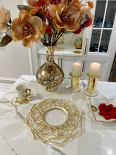 Load image into Gallery viewer, Gold Lattice Charger