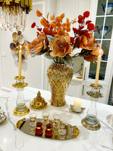 Load image into Gallery viewer, Mayfair Handle Oval Tray
