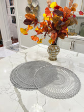 Load image into Gallery viewer, Placemats Gray - Set of 6
