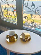 Load image into Gallery viewer, Tea cups Gold - set of 2
