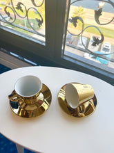 Load image into Gallery viewer, Tea cups Gold - set of 2
